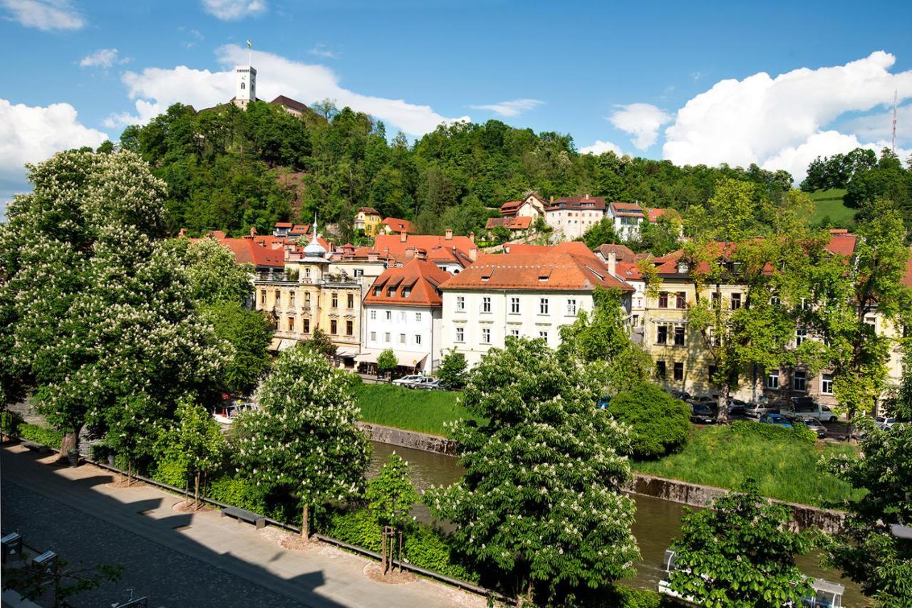 Zois Apartments Любляна Екстериор снимка